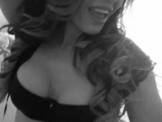 Dione_Rox webcam girl as a performer. Gallery photo 4.