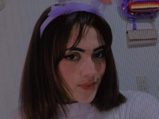 ALIIX18 webcam girl as a performer. Gallery photo 1.