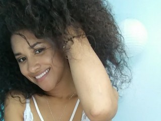 Keniasellerss Nude on Live Sex Cam & Free Porn Chat (Girl) | Jerkmate
