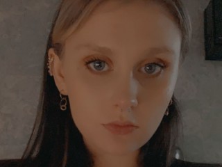 TrixieTreat webcam girl as a performer. Gallery photo 2.