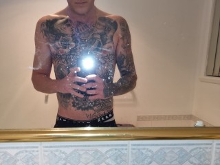 Indexed Webcam Grab of Tattoodswticth