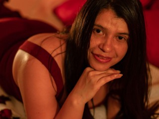 FaraahFox18 webcam girl as a performer. Gallery photo 2.