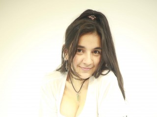 HanaWalton webcam girl as a performer. Gallery photo 1.