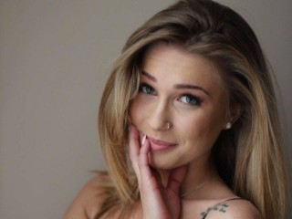 streamate AmberMaee webcam girl as a performer. Gallery photo 1.