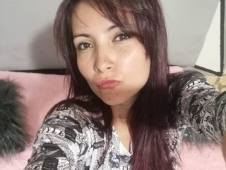 streamate nikymilf webcam girl as a performer. Gallery photo 2.