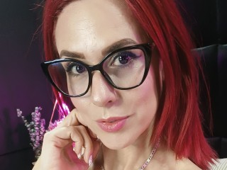 streamate BrunaaBullock webcam girl as a performer. Gallery photo 1.