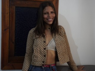 streamate MazikeenTien webcam girl as a performer. Gallery photo 1.