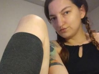 naked sexy pictures of JezebelsSpell live shows
