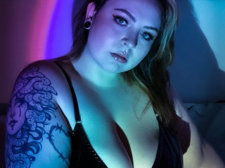 1 on 1 live sex chat with JordyJett on bbw cam