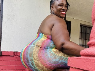 streamate BIGHOTMATUREX webcam girl as a performer. Gallery photo 3.