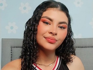MiaParkers webcam girl as a performer. Gallery photo 2.