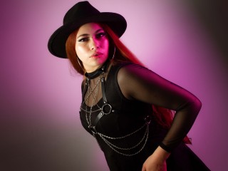 Nixnox webcam girl as a performer. Gallery photo 5.