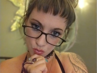 streamate CrystalDowell webcam girl as a performer. Gallery photo 2.