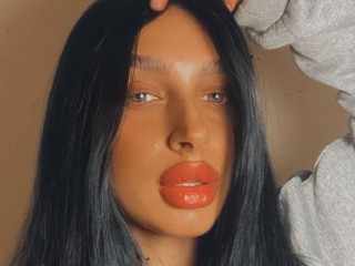 DARKCUMMYGODDESS3 webcam girl as a performer. Gallery photo 1.