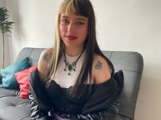 streamate VioletaThroatDeep webcam girl as a performer. Gallery photo 1.