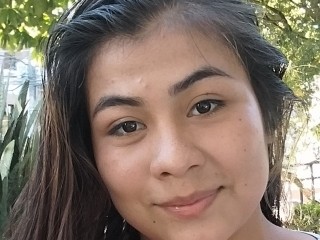 MayDavies webcam girl as a performer. Gallery photo 1.