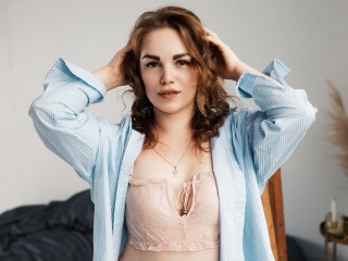 SamantaBlums webcam girl as a performer. Gallery photo 3.