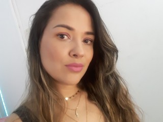 streamate KENDALLPIRCE webcam girl as a performer. Gallery photo 2.