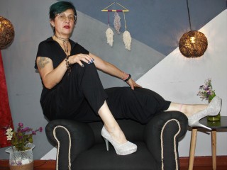streamate HadesLyre webcam girl as a performer. Gallery photo 5.