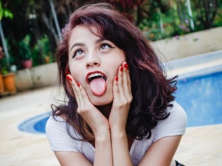 ChloeAdaams webcam girl as a performer. Gallery photo 1.