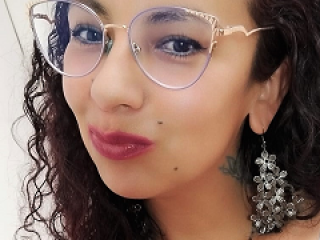 streamate SARAKISSASS webcam girl as a performer. Gallery photo 5.
