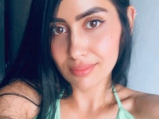 TiffanyLewis webcam girl as a performer. Gallery photo 1.