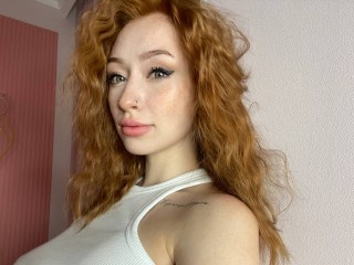 streamate JuliiiaFan webcam girl as a performer. Gallery photo 3.