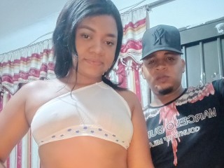Indexed Webcam Grab of black79couple