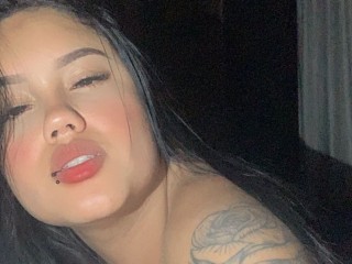 HannaBrans webcam girl as a performer. Gallery photo 1.