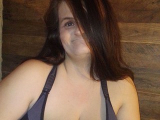 Indexed Webcam Grab of BustyWoman69