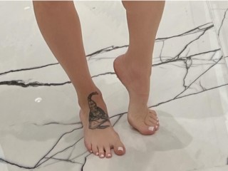 Profile Picture of Thecutestfeet