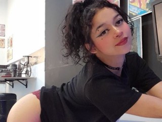 LolaaBloomm's Streamate show and profile