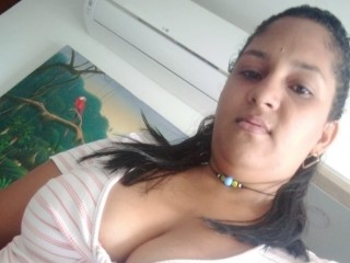 Suzy_hot20 webcam