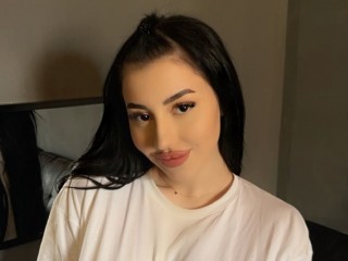 Indexed Webcam Grab of AlaiaBrook