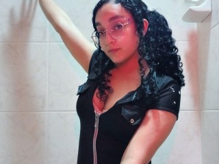 Indexed Webcam Grab of Harley_Red