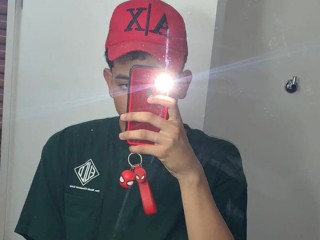 ThonsonboiXXLive Webcam