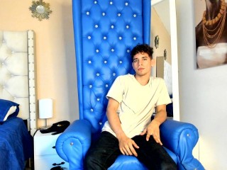Indexed Webcam Grab of Andreshot24