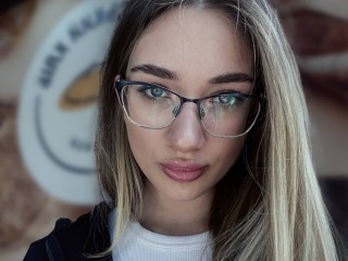 ViktoriaAmour webcam