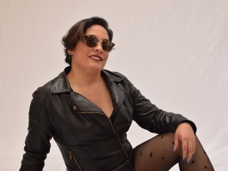 SienaHarmony's Streamate show and profile