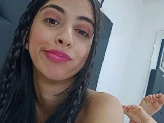 AnnaAlvarezz - Streamate Teen Deepthroat Spanking Girl 