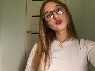 WetDonut's Streamate show and profile