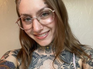 Lovelylavender88Live Webcam