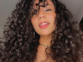 SweetRossee - Streamate Teen Deepthroat Piercing Girl 