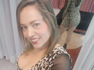 NatashaCooper69 - Streamate Mature Party Girl 