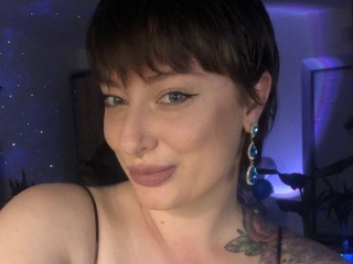 AdrianaSharm - Streamate Interactivetoys Piercing Spanking Girl 