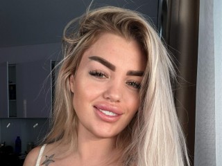 NastyaBrow - Streamate Party Girl 