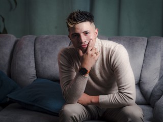 AronOwenn - Streamate Teen Piercing Sextoys Boy 