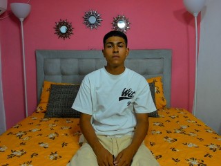 Marcuswills19 - Streamate Teen Party Boy 