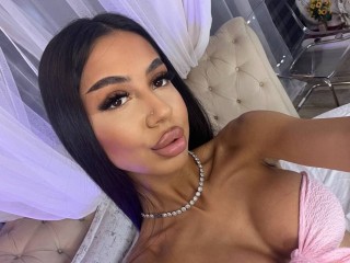 NikkiRosze - Streamate Deepthroat Interactivetoys Piercing Girl 