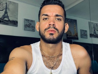 Adarick_Grey - Streamate Interactivetoys Piercing Tattoo Boy 